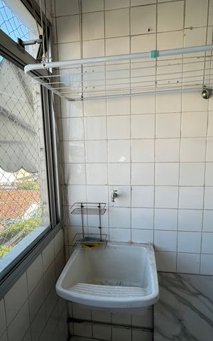 Apartamento à venda com 72m², 2 quartos e 1 vagaÁrea de Serviço