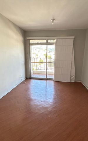 Apartamento à venda com 72m², 2 quartos e 1 vagaSala