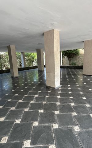 Apartamento à venda com 72m², 2 quartos e 1 vagaÁrea comum