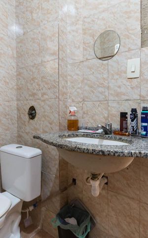 Casa à venda com 65m², 2 quartos e sem vagaBanheiro