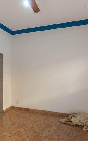 Casa à venda com 65m², 2 quartos e sem vagaSala