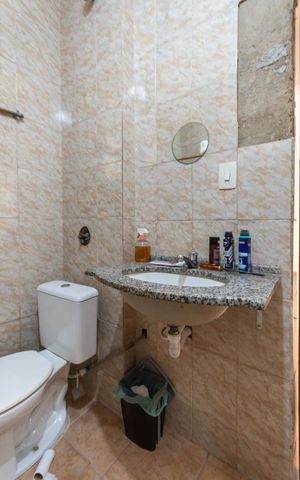 Casa à venda com 65m², 2 quartos e sem vagaBanheiro