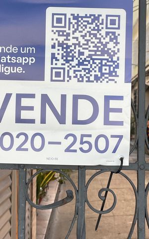 Casa à venda com 65m², 2 quartos e sem vagaPlaquinha