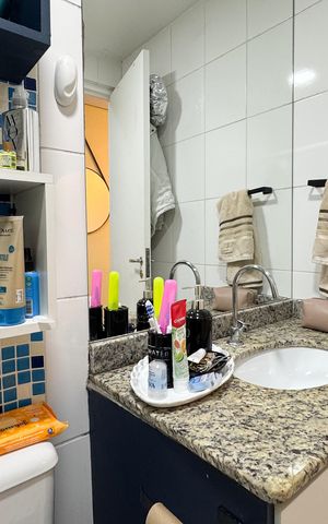 Apartamento à venda com 47m², 2 quartos e 1 vaga Apartamento à venda com 47m², 2 quartos e 1 vagaBanheiro Social