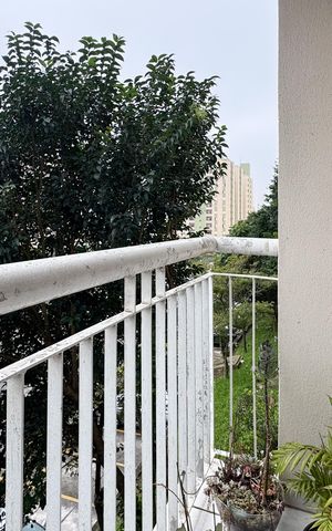 Apartamento à venda com 47m², 2 quartos e 1 vaga Apartamento à venda com 47m², 2 quartos e 1 vagaSacada