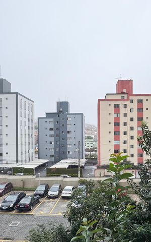 Apartamento à venda com 47m², 2 quartos e 1 vaga Apartamento à venda com 47m², 2 quartos e 1 vagaVista - Sacada
