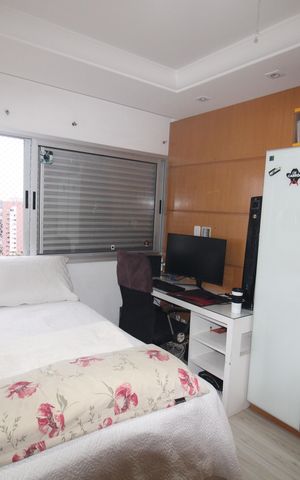Apartamento à venda com 158m², 3 quartos e 3 vagasQuarto 2