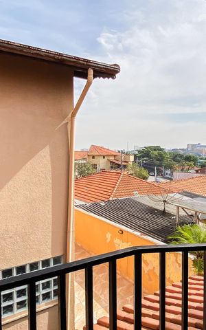 Casa de condomínio à venda com 125m², 2 quartos e 2 vagas Casa de condomínio à venda com 125m², 2 quartos e 2 vagasVaranda