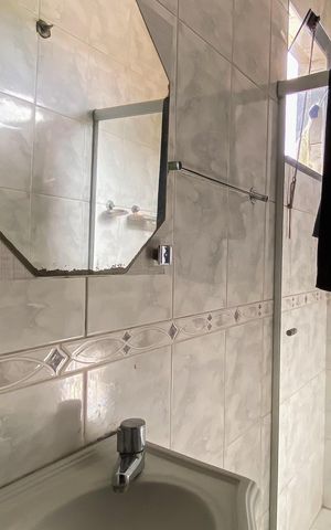 Casa de condomínio à venda com 125m², 2 quartos e 2 vagas Casa de condomínio à venda com 125m², 2 quartos e 2 vagasBanheiro da Suíte 1