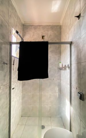 Casa de condomínio à venda com 125m², 2 quartos e 2 vagas Casa de condomínio à venda com 125m², 2 quartos e 2 vagasBanheiro da Suíte 1