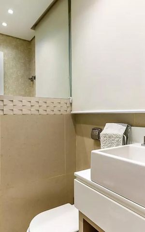 Casa de condomínio à venda com 600m², 4 quartos e 4 vagas Casa de condomínio à venda com 600m², 4 quartos e 4 vagasBanheiro
