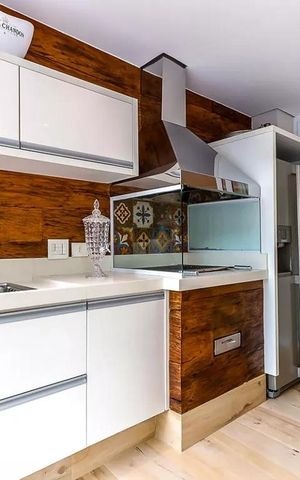 Casa de condomínio à venda com 600m², 4 quartos e 4 vagas Casa de condomínio à venda com 600m², 4 quartos e 4 vagasCozinha