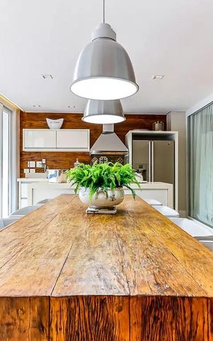 Casa de condomínio à venda com 600m², 4 quartos e 4 vagas Casa de condomínio à venda com 600m², 4 quartos e 4 vagasCozinha