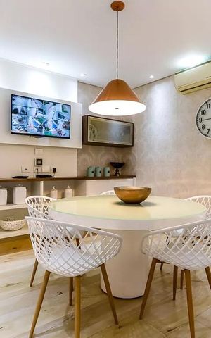 Casa de condomínio à venda com 600m², 4 quartos e 4 vagas Casa de condomínio à venda com 600m², 4 quartos e 4 vagasSala de Jantar