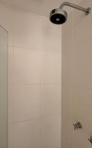 Apartamento à venda com 160m², 2 quartos e 2 vagas Apartamento à venda com 160m², 2 quartos e 2 vagasSuíte - Banheiro
