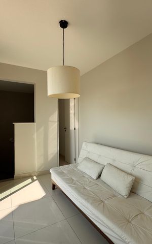 Apartamento à venda com 160m², 2 quartos e 2 vagas Apartamento à venda com 160m², 2 quartos e 2 vagasSala (Segundo Andar)