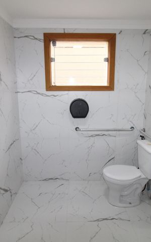 Casa para alugar com 180m², 4 quartos e 3 vagasBanheiro 1