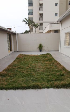 Casa para alugar com 180m², 4 quartos e 3 vagasQuintal