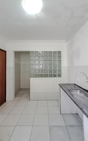 Casa para alugar com 350m², 3 quartos e 6 vagas Casa para alugar com 350m², 3 quartos e 6 vagasCozinha