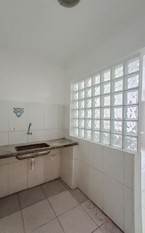 Casa para alugar com 350m², 3 quartos e 6 vagas Casa para alugar com 350m², 3 quartos e 6 vagasCozinha