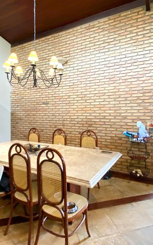 Casa de condomínio à venda com 400m², 4 quartos e 4 vagas Casa de condomínio à venda com 400m², 4 quartos e 4 vagasSala de Jantar