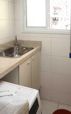 Apartamento à venda com 76m², 3 quartos e 1 vagaÁrea de Serviço
