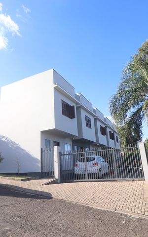Casa de condomínio à venda com 60m², 2 quartos e 2 vagasFachada