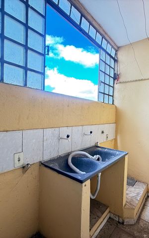 Casa para alugar com 50m², 2 quartos e 1 vaga Casa para alugar com 50m², 2 quartos e 1 vagaCozinha/Área de serviço