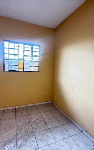 Casa para alugar com 50m², 2 quartos e 1 vaga Casa para alugar com 50m², 2 quartos e 1 vagaQuarto 1