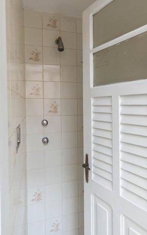 Apartamento à venda com 95m², 3 quartos e sem vagaBanheiro de serviço