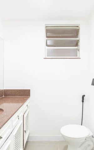 Apartamento à venda com 95m², 3 quartos e sem vagaBanheiro