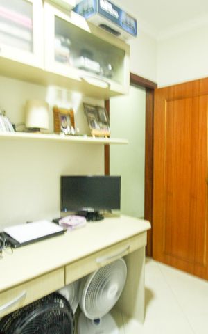 Casa à venda com 153m², 4 quartos e 4 vagas