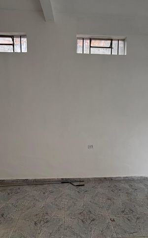 Casa para alugar com 130m², 2 quartos e 1 vagaÁrea de serviço