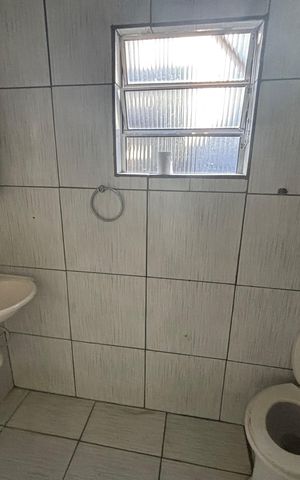 Casa para alugar com 130m², 2 quartos e 1 vagaBanheiro
