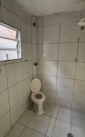 Casa para alugar com 130m², 2 quartos e 1 vagaBanheiro