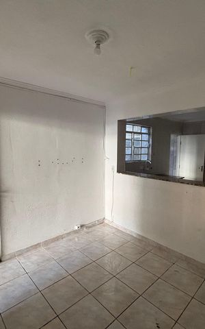 Casa para alugar com 130m², 2 quartos e 1 vagaSala