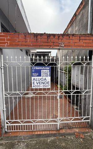 Casa para alugar com 130m², 2 quartos e 1 vagaFachada