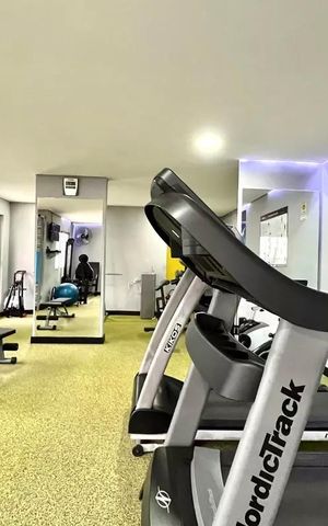 Apartamento à venda com 61m², 2 quartos e 2 vagas Apartamento à venda com 61m², 2 quartos e 2 vagasÁrea comum - Academia
