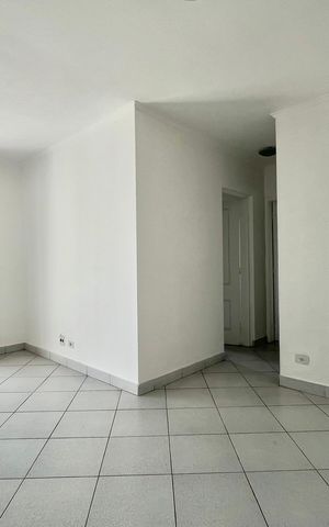 Apartamento à venda com 61m², 2 quartos e 2 vagas Apartamento à venda com 61m², 2 quartos e 2 vagasSala