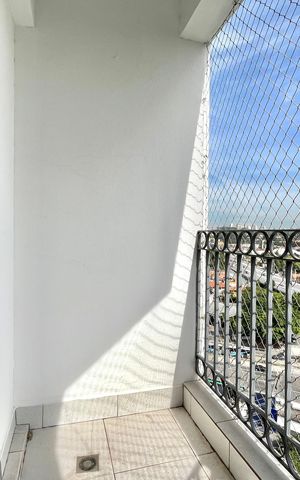 Apartamento à venda com 61m², 2 quartos e 2 vagas Apartamento à venda com 61m², 2 quartos e 2 vagasVaranda da Sala
