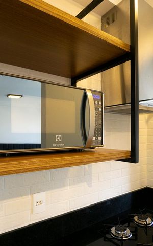 Studio à venda com 32m², 1 quarto e 1 vaga Studio à venda com 32m², 1 quarto e 1 vagaMicroondas