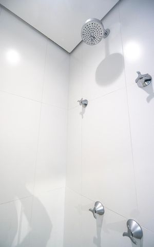 Studio à venda com 32m², 1 quarto e 1 vaga Studio à venda com 32m², 1 quarto e 1 vagaChuveiro