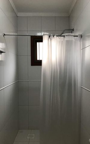 Casa à venda com 121m², 2 quartos e 1 vaga Casa à venda com 121m², 2 quartos e 1 vagaBanheiro