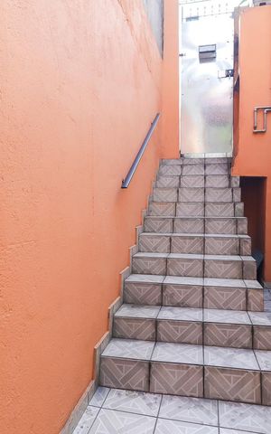 Casa à venda com 240m², 2 quartos e sem vagaQuintal