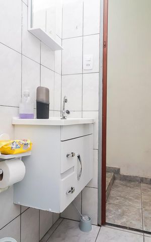 Casa à venda com 240m², 2 quartos e sem vagaBanheiro