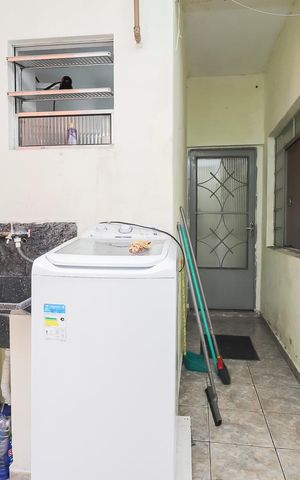 Casa à venda com 240m², 2 quartos e sem vagaÁrea de Serviço