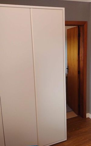 Casa à venda com 350m², 3 quartos e 3 vagas Casa à venda com 350m², 3 quartos e 3 vagasQuarto