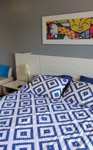 Casa à venda com 350m², 3 quartos e 3 vagas Casa à venda com 350m², 3 quartos e 3 vagasQuarto
