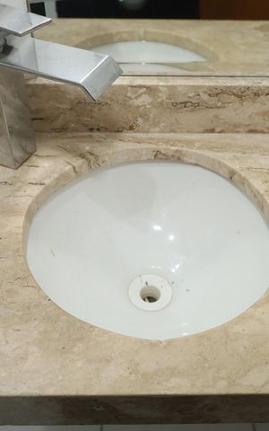 Casa à venda com 120m², 3 quartos e 2 vagasBanheiro 2