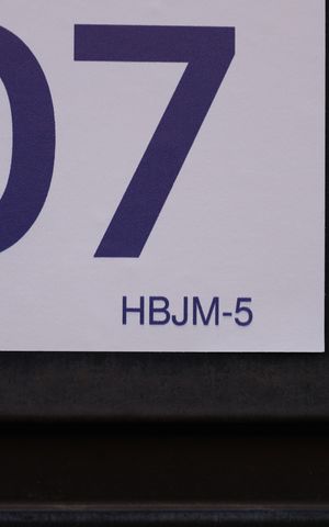 Casa à venda com 120m², 3 quartos e 2 vagasPlaca instalada no portão do imóvel - Código da placa: HBJM-5